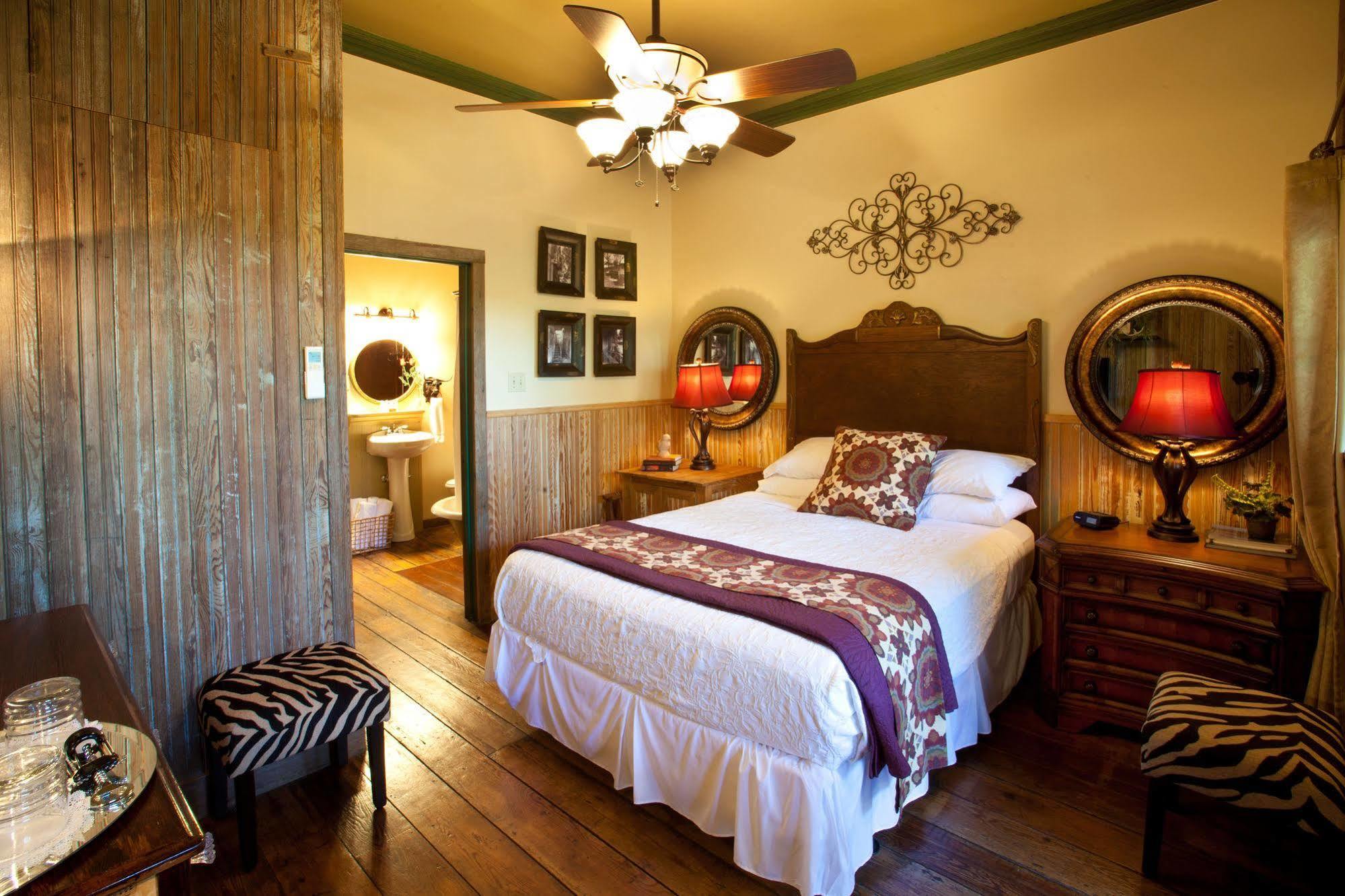Gruene Mansion Inn New Braunfels Exterior photo