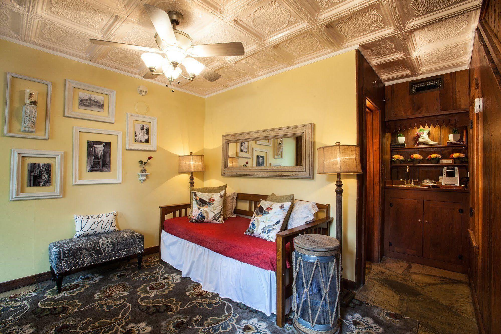 Gruene Mansion Inn New Braunfels Exterior photo