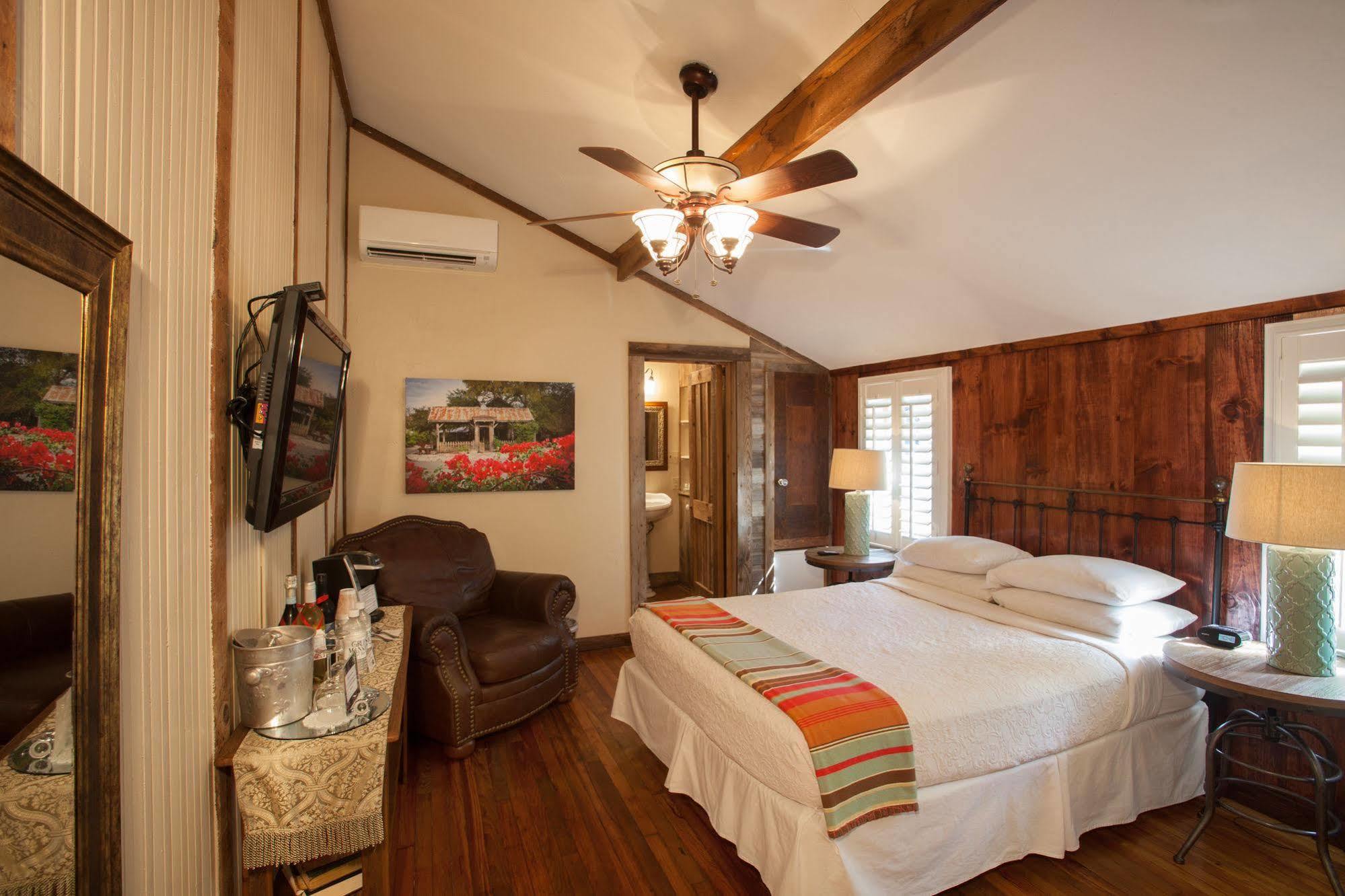 Gruene Mansion Inn New Braunfels Exterior photo
